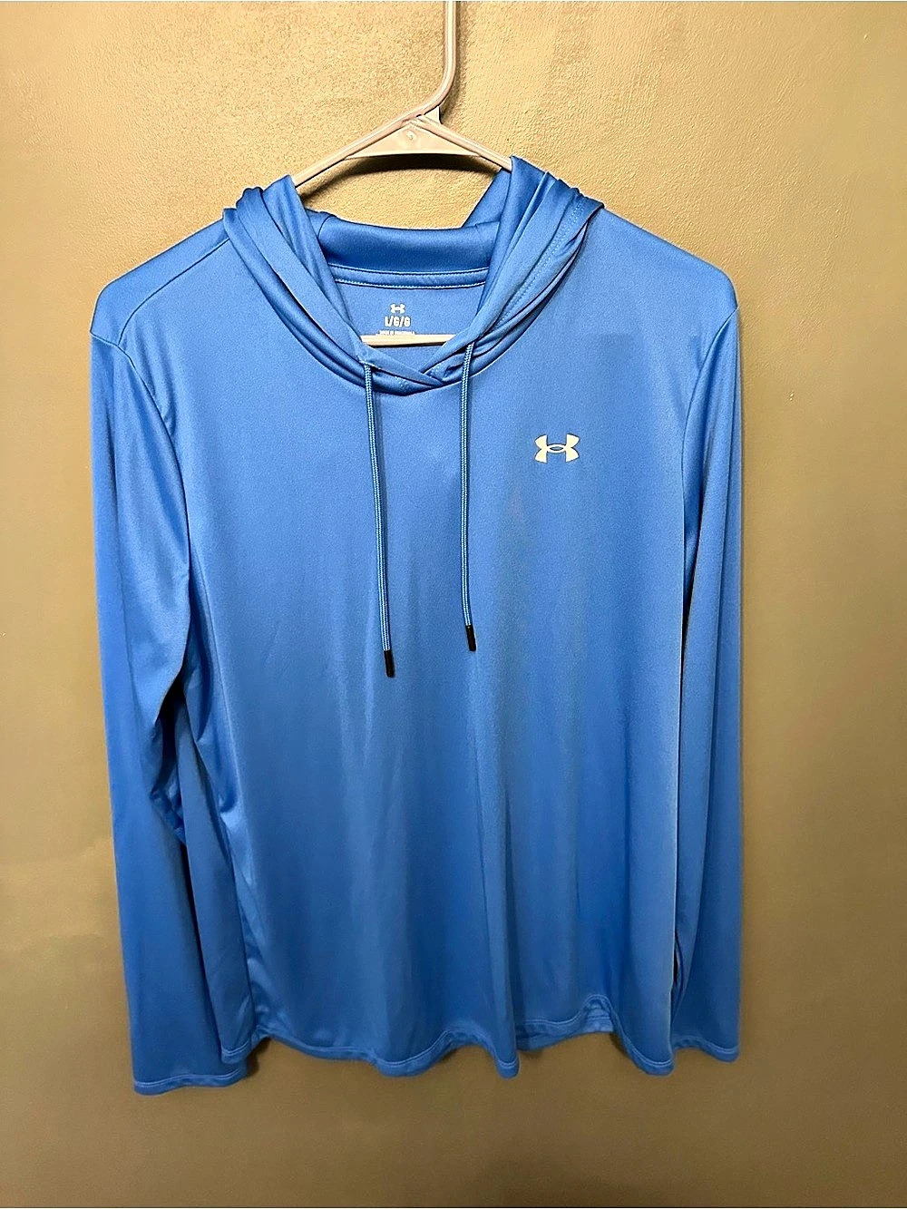 Under Armour Blue Hoodie Size Large Like New